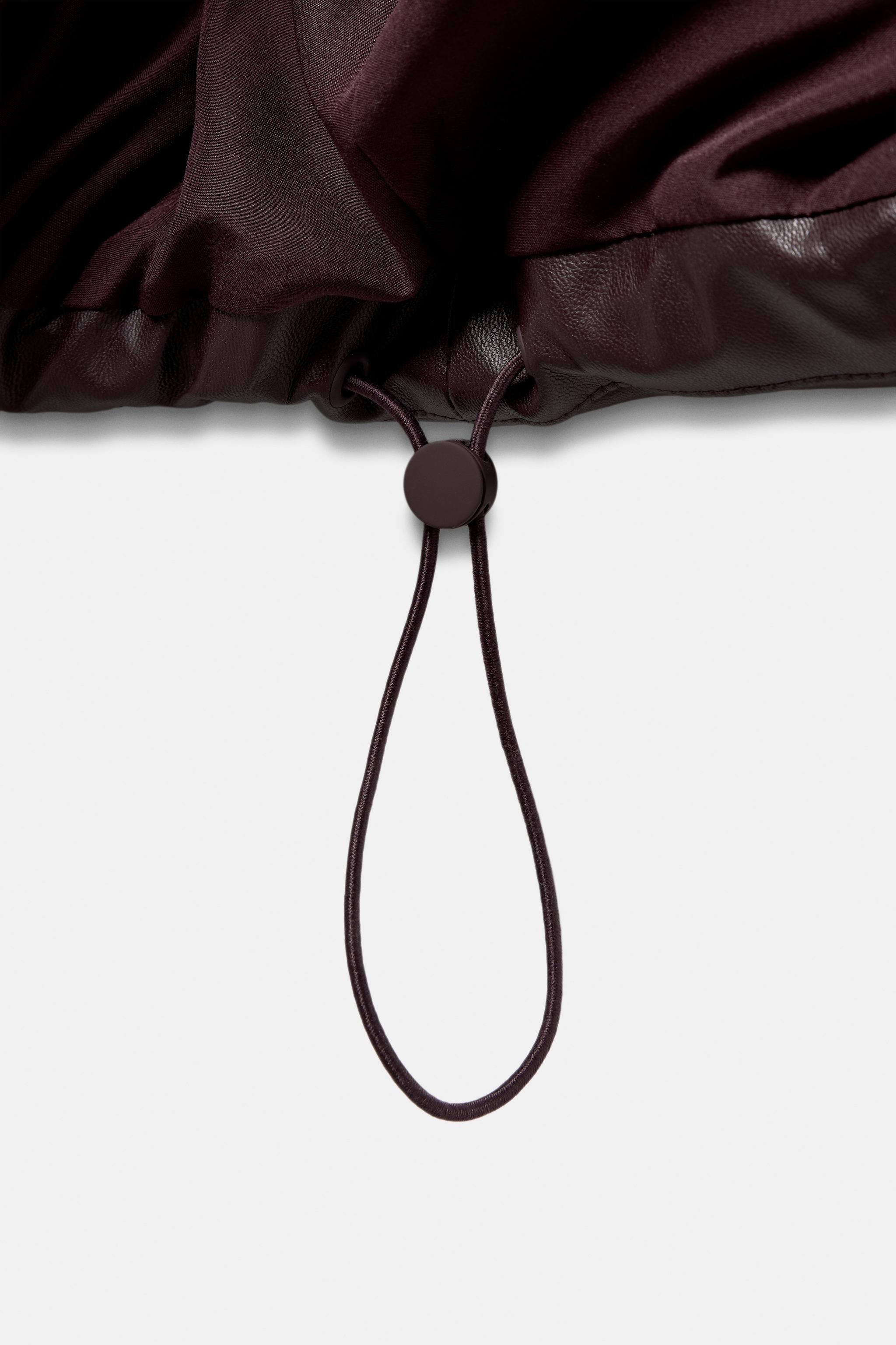 ANORAK MATELASSÉ MATIÈRE SYNTHÉTIQUE DÉPERLANT COUPE-VENT